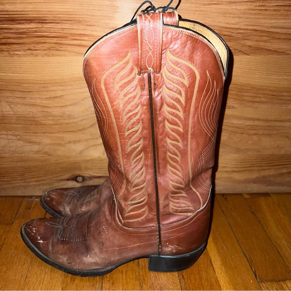 Tony Lama Men’s Leather Cowboy Boots. Great condition. - Picture 4 of 7